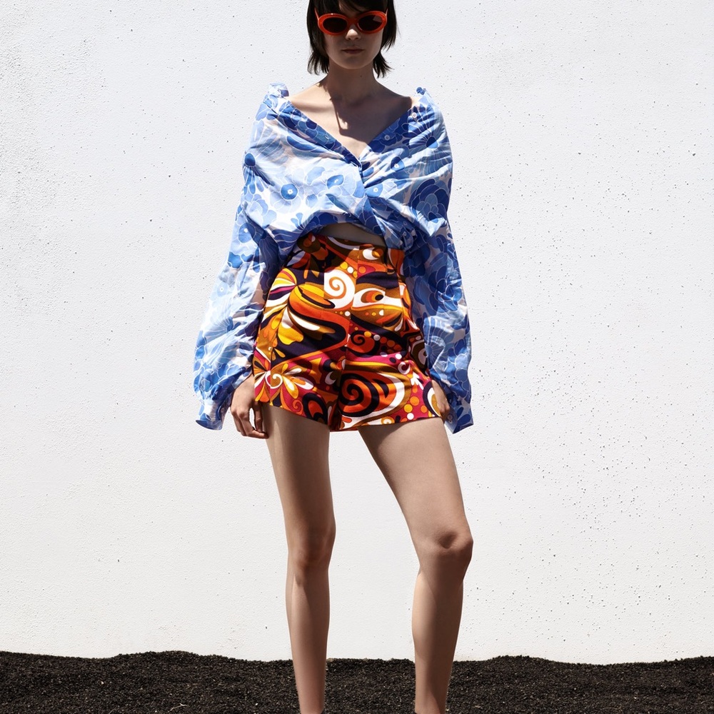 Zara High Waisted Colorful Shorts Sz SM brand new